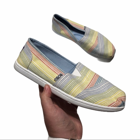 Sketchers Bobs Bliss open Heart Slip Ons - Picture 2 of 9